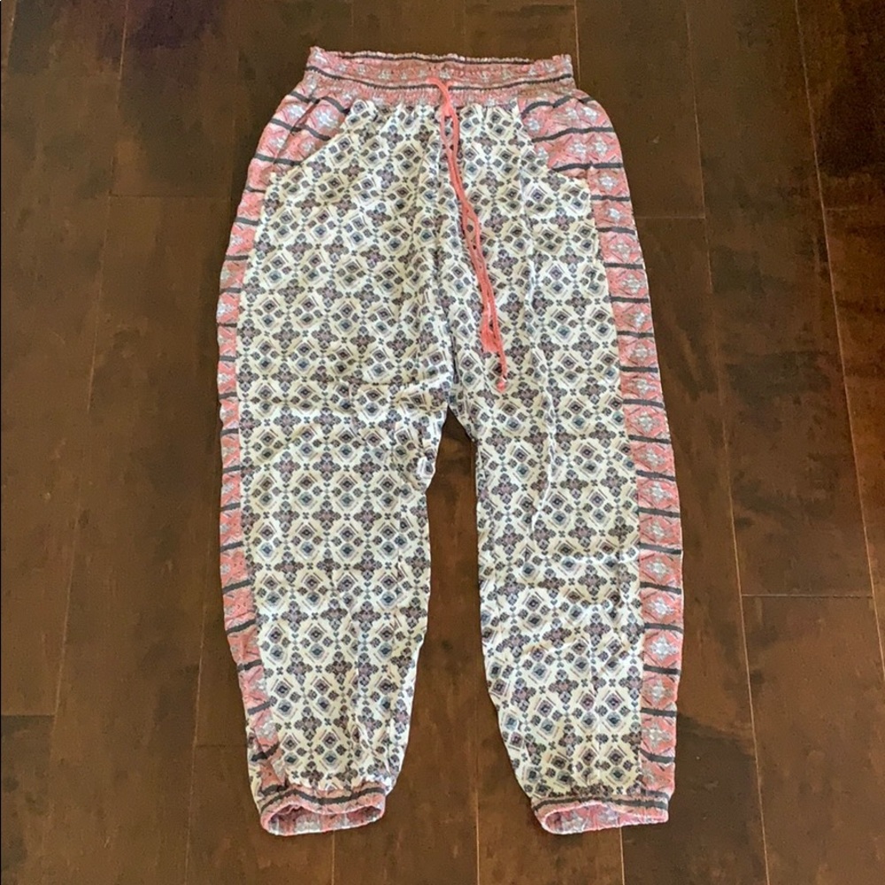 American Eagle flows boho pants